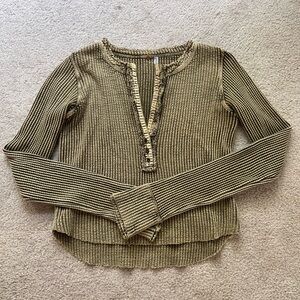 Small Free People Ribbed Olive Green Long Sleeve Top